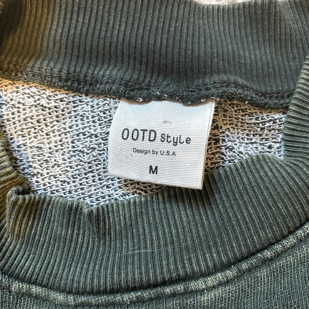 Distressed Sweatshirt - Picture 3 of 3